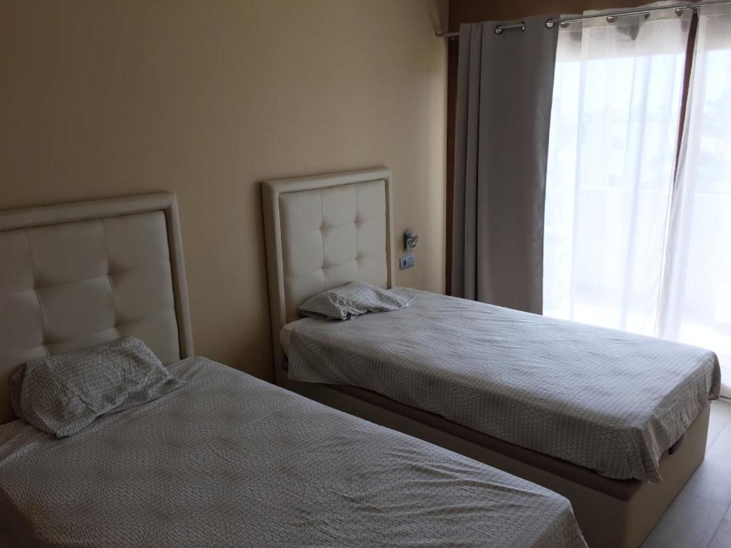 Apartamento Vista Mar 알쿠디아 항구 외부 사진